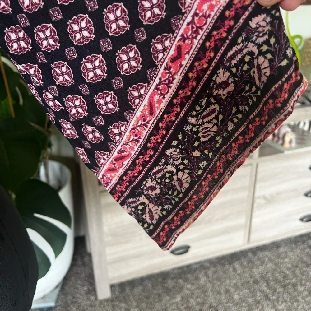 Xhilaration Black Blouse with Pink Patterns - Picture 3 of 7